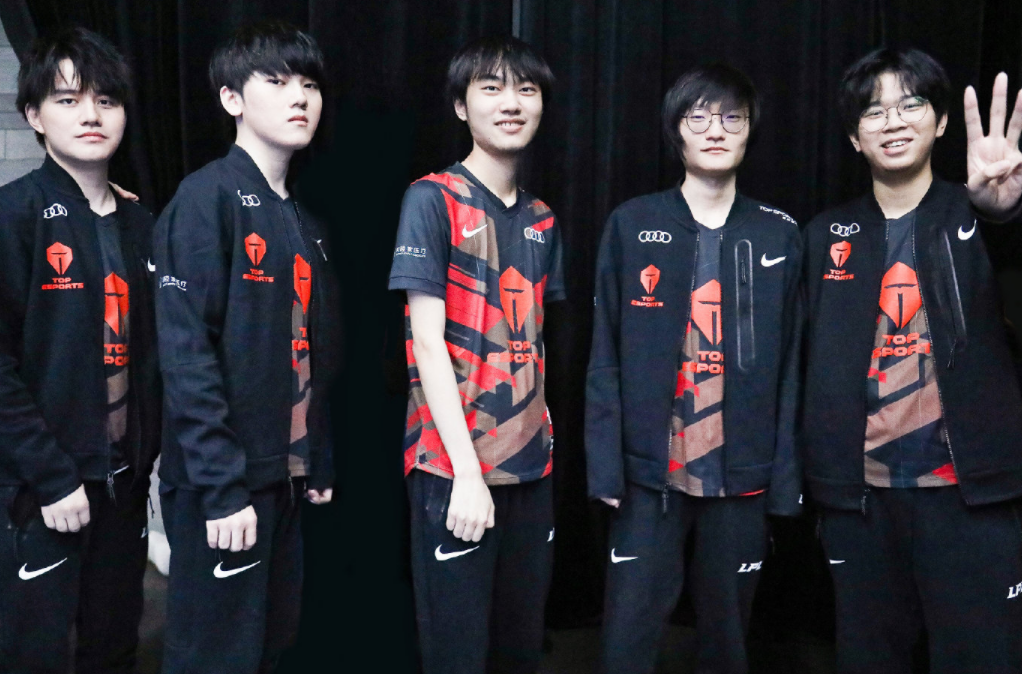 位列奖牌榜 位列奖牌榜