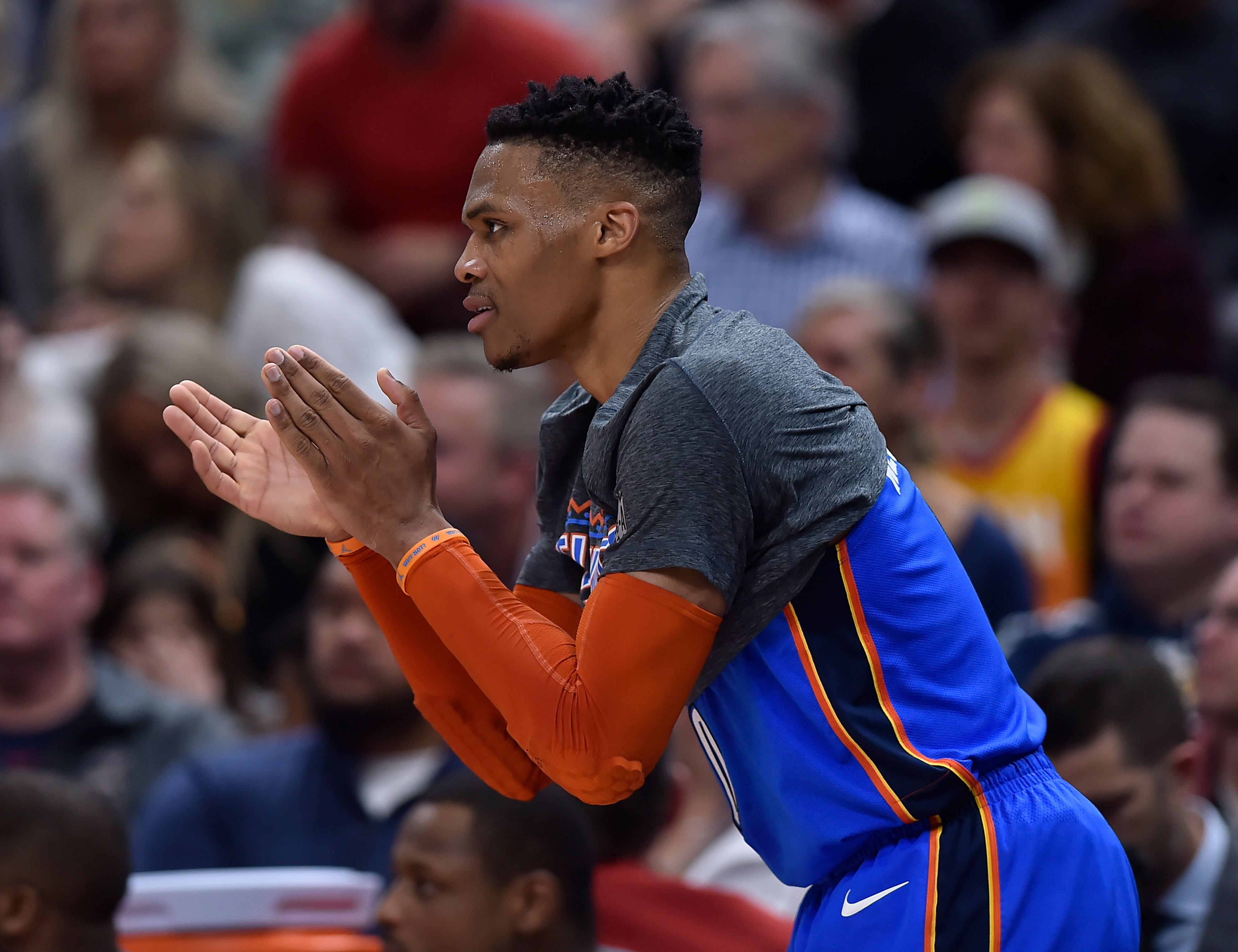 球队沟通 球队沟通